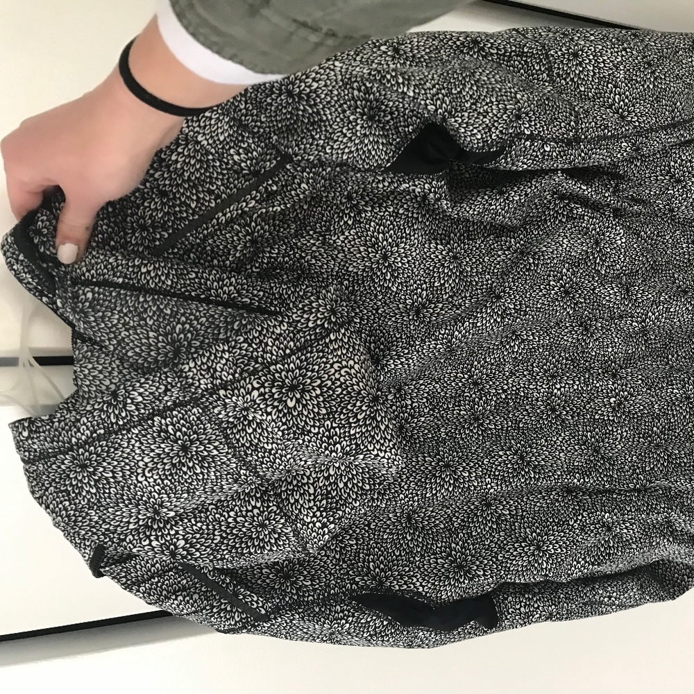 lululemon windbreaker